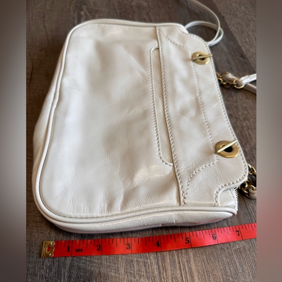 HOBO Refine Double Strap Shoulder Bag - Latte Cream with Gold Hardware - Picture 7 of 17